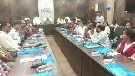 ଢେଙ୍କାନାଳ ସଦର: ଜିଲ୍ଲାପାଳଙ୍କ କାର୍ଯ୍ୟାଳୟଠାରେ ଦିବ୍ୟାଙ୍ଗ ବ୍ୟକ୍ତିଙ୍କ ବିକାଶ ପାଇଁ ଜିଲ୍ଲା ସ୍ତରୀୟ କମିଟି ବୈଠକ ଅନୁଷ୍ଠିତ