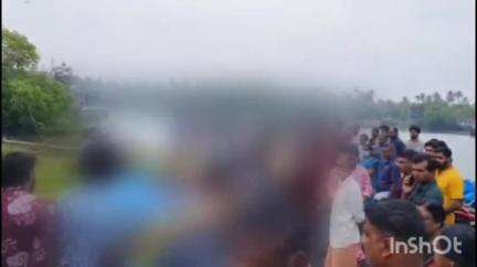 കൊച്ചി: ചെറായിൽ വള്ളം മറിഞ്ഞ് കാണാതായ യുവാവിന്റെ മൃതദേഹം കോവിലകത്തും കടവിൽ കണ്ടെത്തി