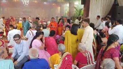 बड़गांव: सहस्त्र औदीच्य समाज के 31 बटुकों ने धारण की यज्ञोपवीत, सेक्टर 11 स्थित वाटिका में भव्य आयोजन में उमड़ा समाज
