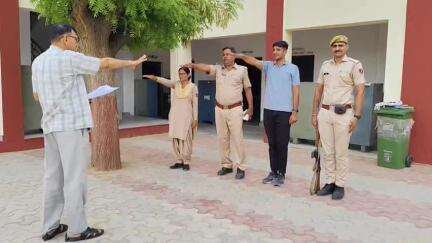राजगढ़: पुलिस थाना राजगढ़ में मनाया गया विश्व तंबाकू निषेध दिवस, तंबाकू उत्पाद का सेवन नहीं करने की दिलवाई शपथ