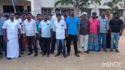 அன்னூர்: அன்னூர் ஊரக பகுதிகளில் புறம்போக்கு நிலங்களில் வசிக்கும் 10க்கும் மேற்பட்ட கிராம மக்கள் பட்டா கேட்டு வட்டாச்சியரிடம் மனு