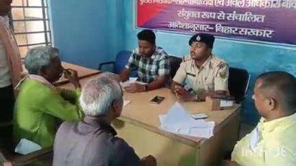 बांका: भूमि विवादों के निपटारे के लिए सदर थाना में लगा जनता दरबार, 9 मामलों का हुआ निष्पादन