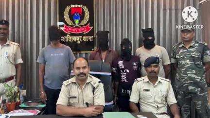 आदित्यपुर गम्हरिया: जिले में 167 पुलिसकर्मियों की 24 टीमों ने 100 से अधिक ठिकानों पर छापे मारे, 25 गिरफ्तार