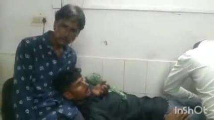 अजीतमल: कोतवाली अजीतमल क्षेत्र के जगन्नाथपुर निवासी बाइक सवार दंपति गिरकर हुए घायल, अस्पताल में कराया गया भर्ती