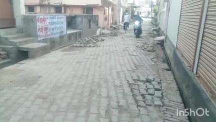 औरैया: शहर के मोहल्ला ठठराई में उखड़ी सड़के होने से लोगों को उठानी पड़ रही परेशानी #jansamasya