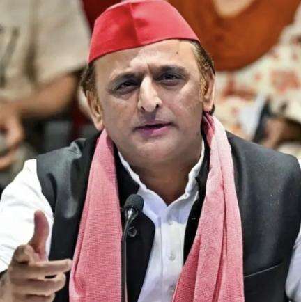 क्या ‘नारी-वंदना अभियान’ का सच यही है?, बीजेपी नेत्री के बेटे के 130 अश्लील वीडियो वायरल होने पर अखिलेश यादव