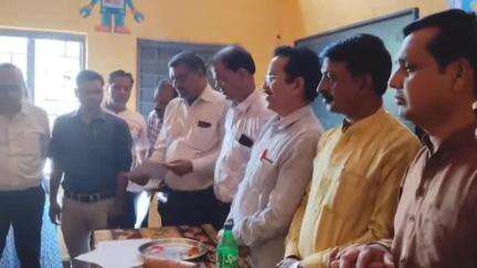 लटेरी: लटेरी के सीएम राइज स्कूल में खेल प्रशिक्षण शिविर का समापन, छात्र-छात्राओं को प्रमाण पत्र देकर किया सम्मानित