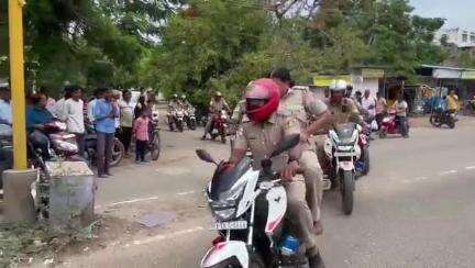 ಇಳಕಲ್‌: ನಗರದಲ್ಲಿ ಚೀತಾ ವಾಹನಗಳ ಮೂಲಕ ಸಾರ್ವಜನಿಕರಿಗೆ ಜಾಗೃತಿ ಮೂಡಿಸಿದ ಪೊಲಿಸರು