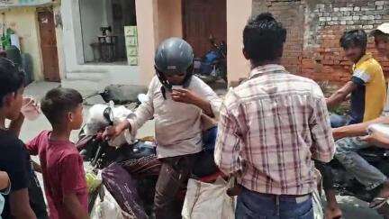 बिल्सी: लोकमाता अहिल्याबाई होल्कर की जयंती पर बिल्सी नगर में विभिन्न स्थानों पर शरबत वितरण कार्यक्रम