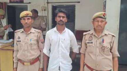 अकबरपुर: दहेज के मुकदमे के मामले में पुलिस ने वांछित वारंटी को गैजुमऊ से किया गिरफ्तार