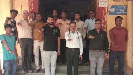 खिलचीपुर: PHC छापीहेड़ा में विश्व तंबाकू निषेध दिवस पर चिकित्सकों ने तंबाकू सेवन न करने की ली शपथ, दुष्परिणामों से कराया गया अवगत