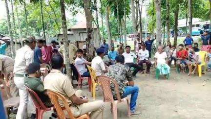 ধূপগুড়ি: মানুষ ও বন্যপ্রাণীর সংঘাত রুখতে বিশেষ কর্মসূচি বানারহাটের দুরামারি সংলগ্ন চানাডিপা এলাকায়