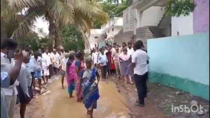 పి. చింతకుంటలో పెన్షన్ల పంపిణీ కార్యక్రమంలో పాల్గొన్న ఎమ్మెల్యే భూమా