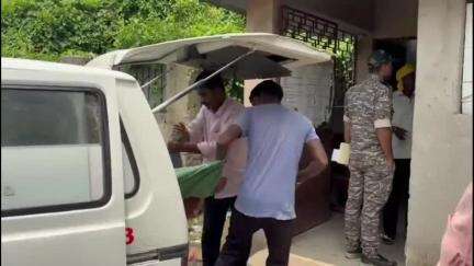 गिरिडीह: एकडेरा गांव में बुधन महतो ने कटहल के पेड़ से फांसी लगाकर की आत्महत्या, शव का पोस्टमार्टम हुआ