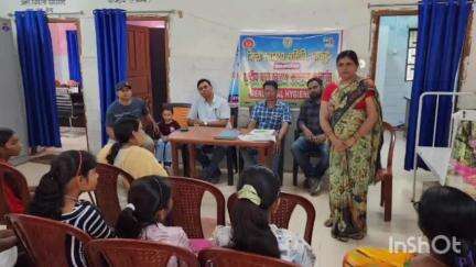 पाकुड़: मासिक धर्म स्वच्छता दिवस पर सामुदायिक स्वास्थ्य केंद्र पाकुड़ में जागरूकता कार्यक्रम आयोजित