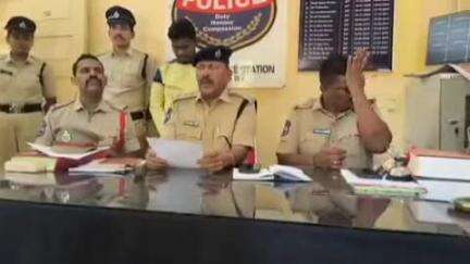 జహీరాబాద్: రుక్మాపూర్ లో జరిగిన మహిళ హత్య కేసులో నిందితుడి అరెస్ట్: వివరాలు వెల్లడించిన డి.ఎస్.పి సైదా