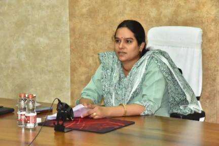 కర్నూలు: కౌలు రైతులకు సులభంగా రుణాలు మంజూరు చేయాలి: కర్నూలు జాయింట్ కలెక్టర్ డాక్టర్ బి.నవ్య