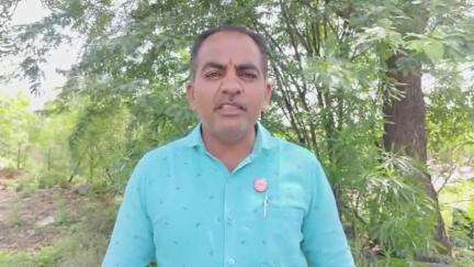 जालना: 'हे फडणवीस नव्हे फसणविस सरकार'
पीक नुकसान भरपाईच्या मदतीच्या रकमेत कपात करण्याच्या निर्णयावर  स्वाभिमानी शेतकरी संघटनेच