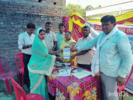 महुआ: सिंघाड़ा उत्तरी पंचायत के वार्ड 9 में डॉक्टर भीमराव अंबेडकर समग्र सेवा अभियान के तहत कैंप का आयोजन