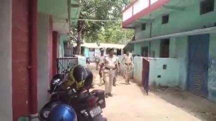 अरियरी: अफरडीह से फरार अभियुक्त गिरफ्तार, चौथे आरोपी की तलाश जारी