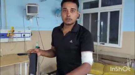आरा: जिले के चौरी थाना क्षेत्र के पुरहरा गांव में हथियारबंद अपराधियों ने छिनतई का विरोध करने पर आर्मी जवान को किया जख्मी