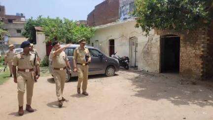 बरेली: पुलिस अधीक्षक नगर ने थाना किला का किया आकस्मिक निरीक्षण