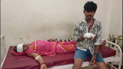 बुरहानपुर नगर: झिरपांजरिया के समीप दो बाइकों के बीच हुई टक्कर, पति-पत्नी हुए घायल