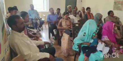 सोहागपुर: सिंहपुर गांव में विकसित कृषि संकल्प अभियान के तहत शिविर लगाकर किसानों को दी गई महत्वपूर्ण जानकारी