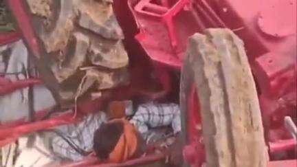 सौसर: जाखीवाड़ा में खेत में ट्रैक्टर के पलटने से चालक की दबकर हुई मौत