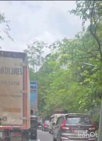 नाशिक: मुंबई-नाशिक महामार्गावर जुन्या कसारा घाटात जव्हार फाट्याजवळ वाहतूक कोंडी