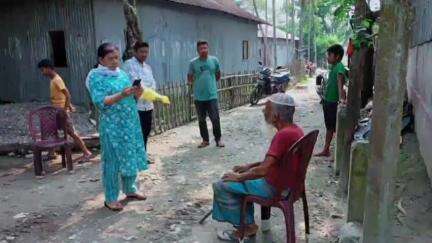 দিনহাটা ১: ভেটাগুড়ি 2 জিপিতে চলল ইন্দিরা গান্ধি জাতীয় বৃদ্ধাশ্রম পেনশন গ্রাহকদের শারীরিক যাচাইকরণ
