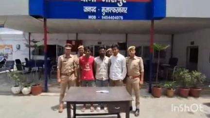 जानसठ: मीरापुर पुलिस ने मुखबिर की सूचना पर तीन शातिर बदमाशों को किया गिरफ्तार, बरामद हुआ देसी तमंचा और जिंदा कारतूस