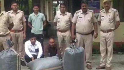 गंगधार: उन्हेल पुलिस ने 41 किलो 810 ग्राम अवैध डोडा चूरा के साथ 2 तस्करों को किया गिरफ्तार, कार की ज़ब्त