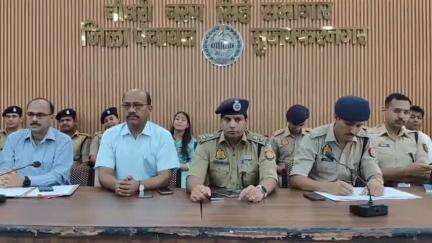 मुज़फ्फरनगर: ईद उल अजहा को लेकर डीएम-एसएसपी ने धर्म गुरुओं के साथ बैठक की, जानवरों की कुर्बानी पर प्रतिबंध का उल्लंघन करने पर होगी कार्रवाई