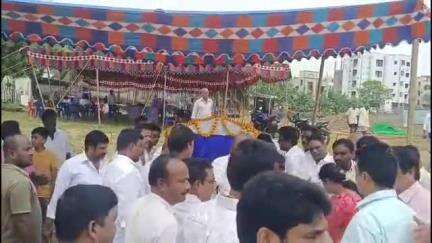 భీమిలి: చంద్రంపాలెంలో కల్యాణ మండపానికి భూమి పూజ చేసిన 7వవార్డ్ కార్పొరేటర్ పిళ్ళా మంగమ్మ