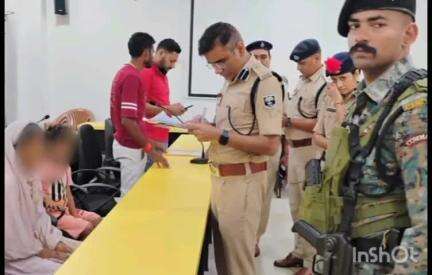 गया टाउन सीडी ब्लॉक: गयाजी: एसएसपी कार्यालय में एसएसपी ने लगाया जनता दरबार, सुनी गईं 40 लोगों की समस्याएं