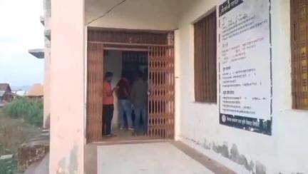 बजाग: मृदा परीक्षण केंद्र बजाग में नहीं हो रहा मिट्टी का परीक्षण व धूल खा रही है मशीनें, भारतीय किसान संघ ने किया दौरा
