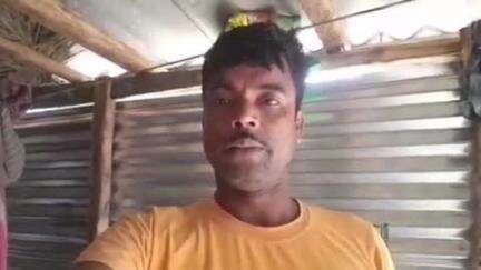 মুরারই ১: পুলিশকে গালি দিচ্ছে আর বীরভূমের পুলিশ TMC-র চটি চাটছে, পুলিশকর্মীকে গালি প্রসঙ্গে কামারখুর গ্রাম থেকে বললেন BJP নেতা