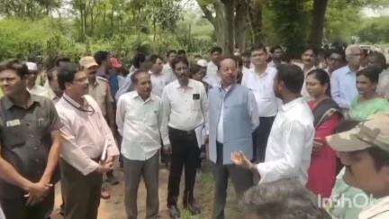 శ్రీకాకుళం: బొరిగివలసలో ఉపాధి నిధులతో చేపట్టిన ఫోరం ఫండ్స్ పరిశీలించిన ప్రిన్సిపల్ సెక్రెటరీ శశి భూషణ్ రావు