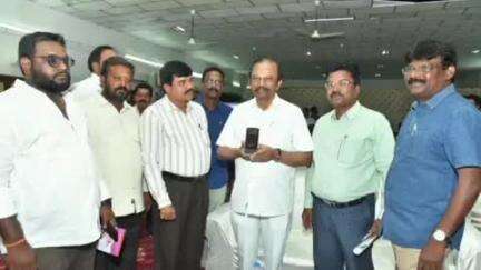 యోగాంధ్ర-2025 మాసోత్సవాల్లో ప్రతి ఒక్కరూ భాగస్వామ్యం కావాలి: MP మాగుంట శ్రీనివాసులు రెడ్డి
