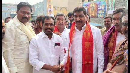 పలుకూరు గ్రామంలో వెంకటేశ్వర స్వామి విగ్రహ ప్రతిష్ట మహోత్సవంలో పాల్గొన్న మంత్రి బీసీ జనార్దన్ రెడ్డి