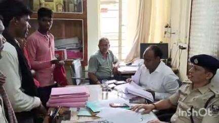 भभुआ: भभुआ सदर थाना पर आयोजित जनता दरबार में 8 मामलों में से 2 मामलों का किया गया निष्पादन