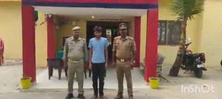 बलिया: बलिया रेलवे स्टेशन के बाहर बलात्कार और पॉक्सो एक्ट के आरोपी को भेजा गया न्यायालय