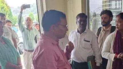 पूर्णागिरि: मुख्य विकास अधिकारी डॉ. जी.एस. खाती ने श्यामलाताल स्थित ग्रोथ सेंटर का किया निरीक्षण
