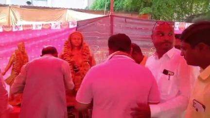 परभणी: पुण्यश्लोक अहिल्यादेवी होळकर जयंती निमित्त परभणी काँग्रेस कमिटी व छत्रपती फुले शाहू आंबेडकर महोत्सव समिती कडून अभिवादन