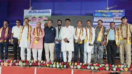 गिरिडीह: नगर भवन में एचएमटी हंट संस्था द्वारा दो दिवसीय एजुकेशन मेला का आयोजन