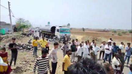 मनासा: सड़क हादसे में घायल महिला की इलाज के दौरान मौत, गुस्साए परिजनों ने प्रतापपुरा में शव रखकर किया चक्काजाम