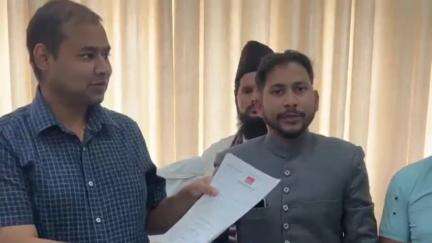 कोल: अलहदादपुर मीट कांड में घायल लोगों को 10-10 लाख मुआवजे की मांग, सपा छात्र सभा ने ADM सिटी को दिया ज्ञापन
