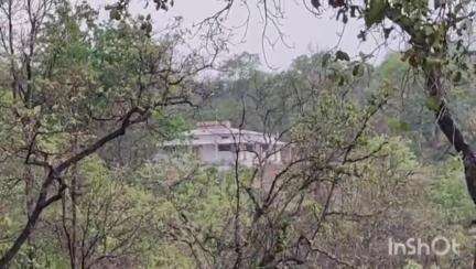 अमृतधारा बायोडायवर्सिटी पार्क में विभाग का ताला लगा है, करोड़ों खर्च के बाद भी पार्क पांच साल से वीरान