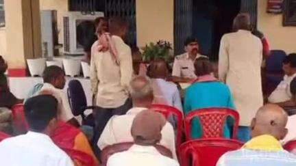 सोनबरसा: सोनबरसा राज थाना परिसर में जनता दरबार आयोजित, थाना अध्यक्ष व अंचल प्रशासन रहे मौजूद